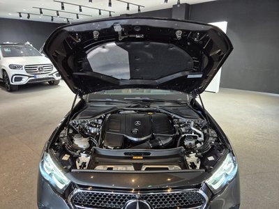 MERCEDES-BENZ E-CLASS - 7