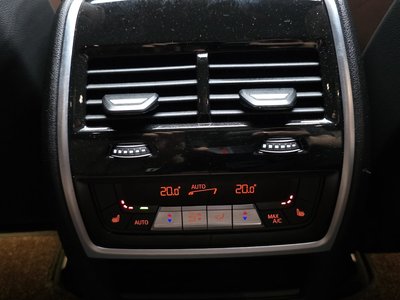 2025 BMW X5 — миниатюра 25