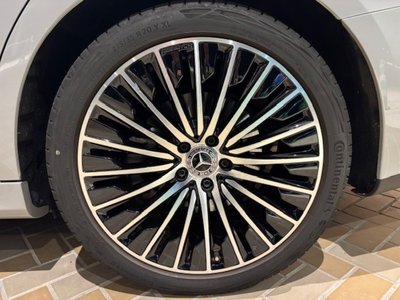 MERCEDES-BENZ E-CLASS - 3