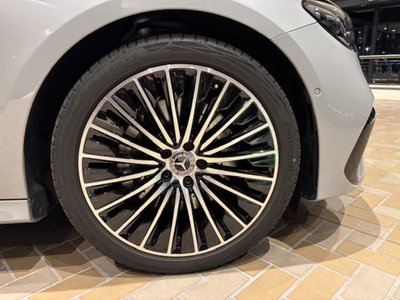 MERCEDES-BENZ E-CLASS - 5