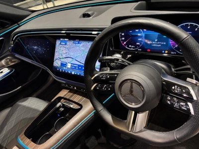 MERCEDES-BENZ E-CLASS - 9