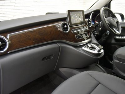 MERCEDES-BENZ V-CLASS - 8