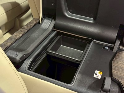 TOYOTA LAND CRUISER - 4