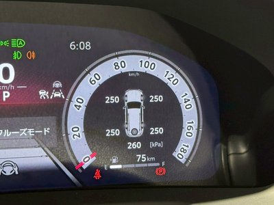 TOYOTA LAND CRUISER - 6