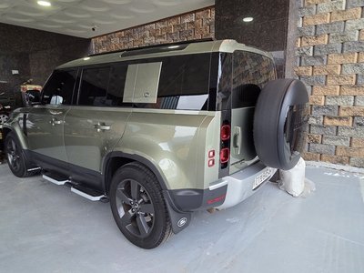 LAND ROVER DEFENDER - 5