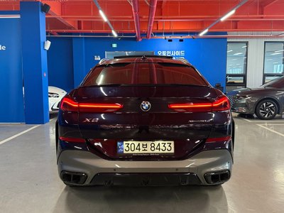 2021 BMW X6 photo 3