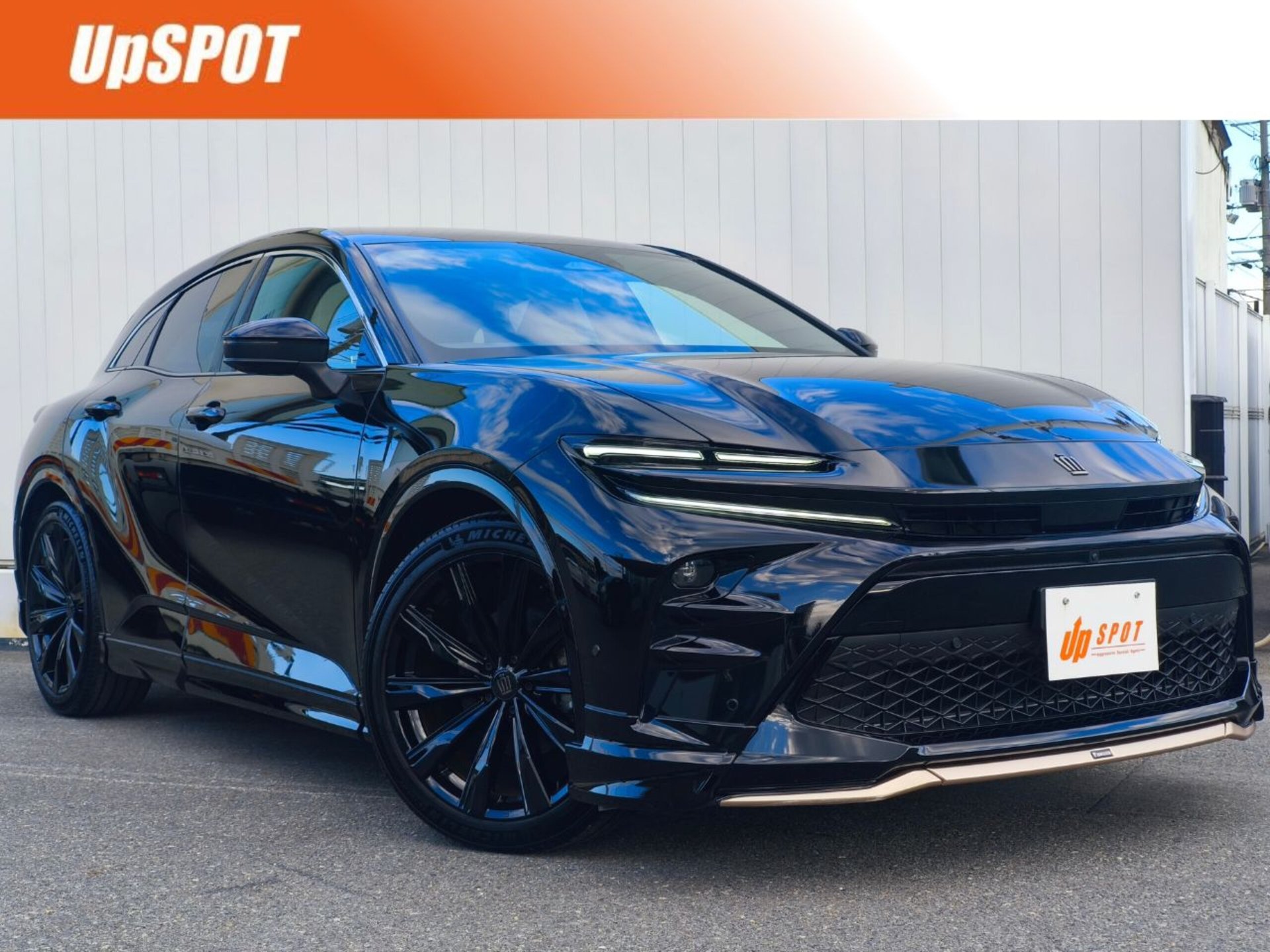 TOYOTA CROWN SPORT - View 1