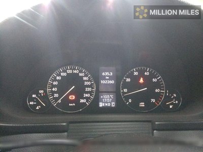 MERCEDES-BENZ C-CLASS - 6