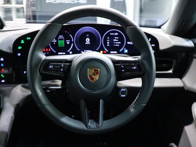 2024 Porsche TAYCAN thumbnail 29
