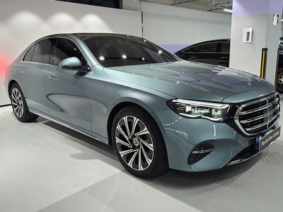 MERCEDES-BENZ E-CLASS - 4