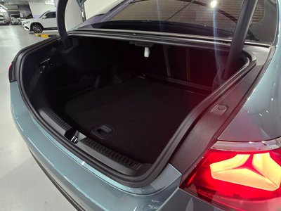 MERCEDES-BENZ E-CLASS - 10