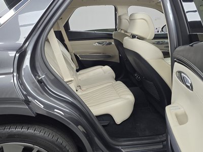 2021 Genesis GV70 — миниатюра 12