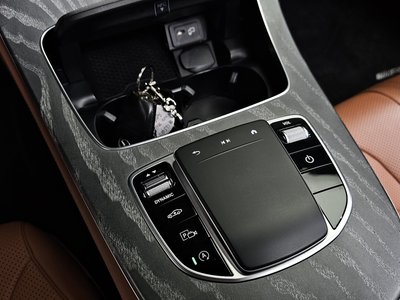 MERCEDES-BENZ CLS - 9