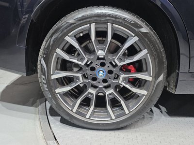 صورة 6 لـ 2024 BMW X5