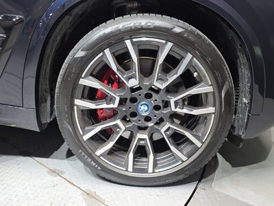 صورة 8 لـ 2024 BMW X5