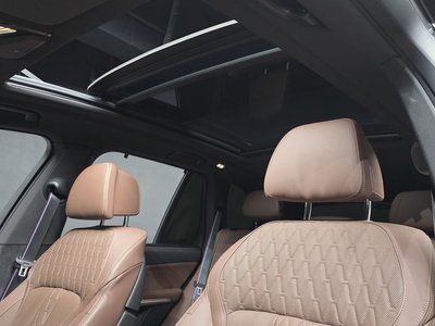 2024 BMW X5 thumbnail 24