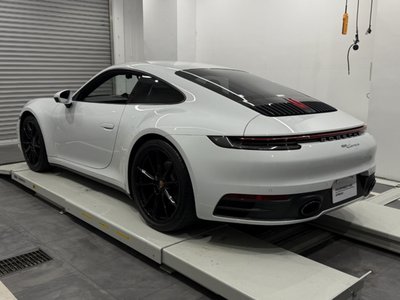 PORSCHE 911 - 6