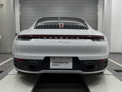 PORSCHE 911 - 4