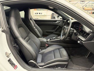 PORSCHE 911 - 8