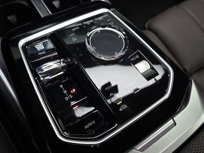 2022 BMW 7 SERIES — фото 9