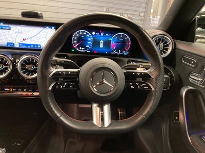 MERCEDES-BENZ CLA - 8