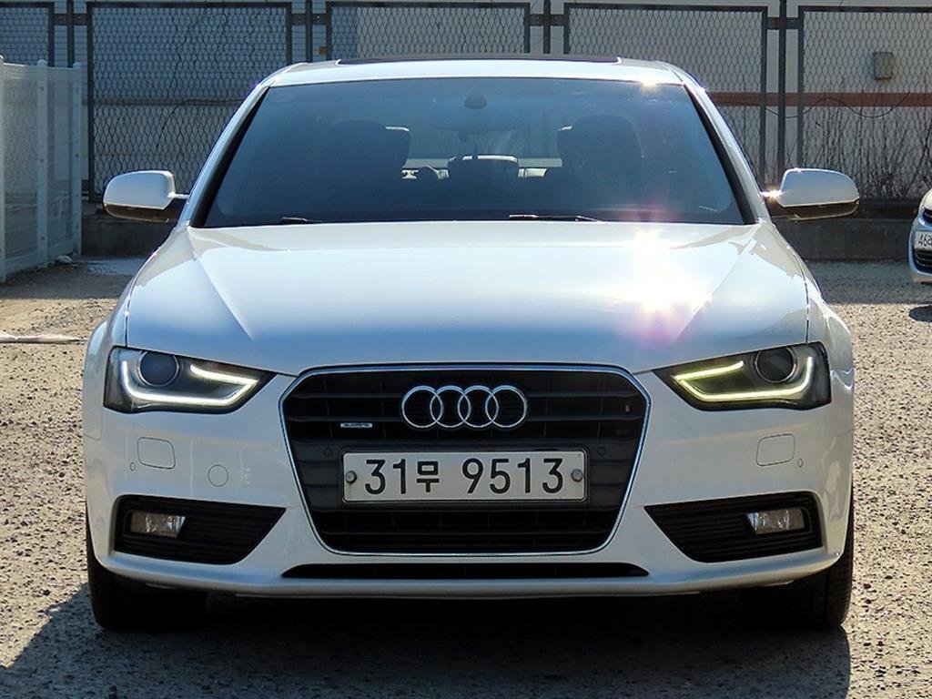 AUDI A4 - View 1