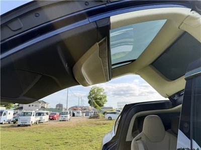 2017 Tesla MODEL X — миниатюра 46