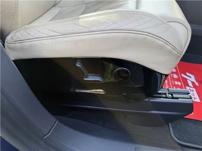 2017 Tesla MODEL X — миниатюра 28