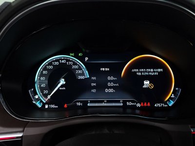 صورة 8 لـ 2021 Genesis GV70
