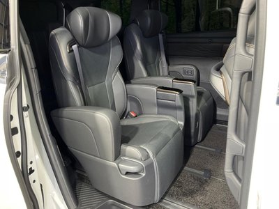 TOYOTA ALPHARD - 9
