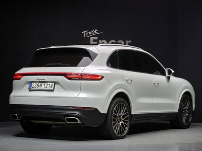 PORSCHE CAYENNE - 3