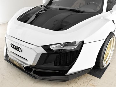 AUDI R8 - 6