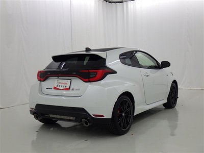 TOYOTA GR YARIS - 6
