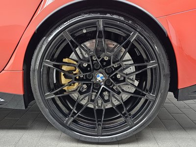 2025 BMW M3 — фото 8