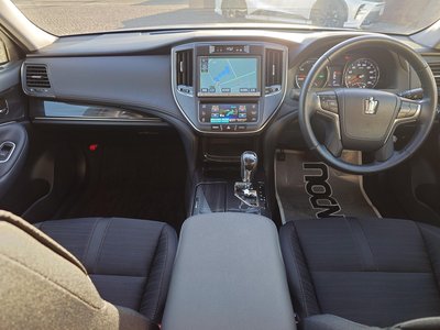 TOYOTA CROWN ATHLETE - 9