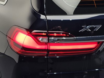 BMW X7 - 10