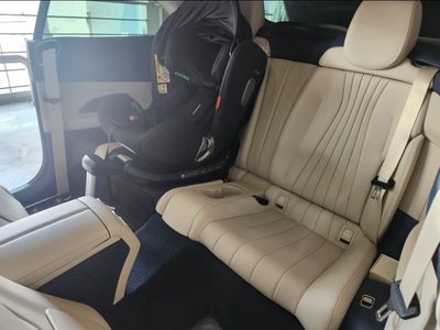 MERCEDES-BENZ E-CLASS - 3