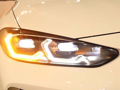 صورة 10 لـ 2021 BMW 4 SERIES COUPE