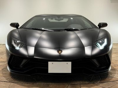 2021 Lamborghini AVENTADOR photo 2