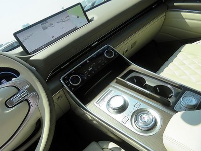 2023 Genesis GV80 thumbnail 11
