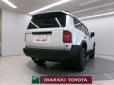 TOYOTA LAND CRUISER 250 - 3