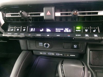 TOYOTA LAND CRUISER 250 - 10