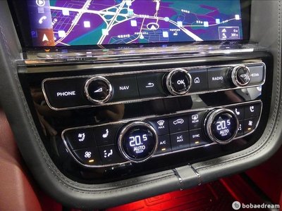 2022 Bentley BENTAYGA thumbnail 15