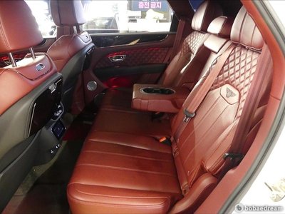 2022 Bentley BENTAYGA thumbnail 17