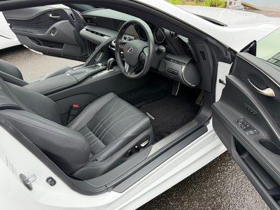 صورة مصغرة 12 لـ 2023 Lexus LC