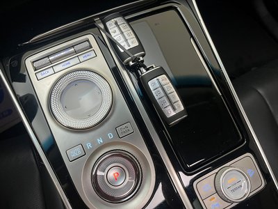 GENESIS GV80 - 9