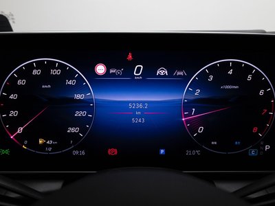 MERCEDES-BENZ GLC - 8