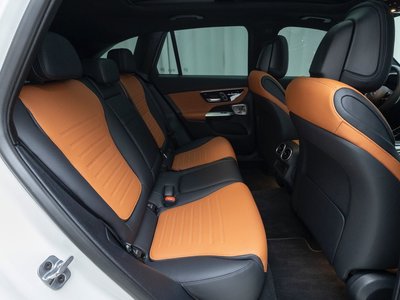 MERCEDES-BENZ GLC - 10