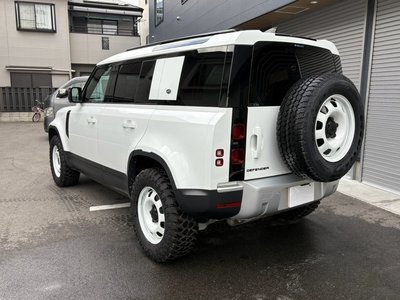 LAND ROVER DEFENDER - 5