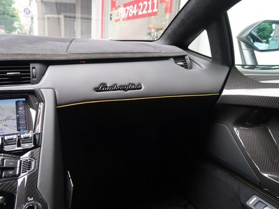 2017 Lamborghini AVENTADOR — миниатюра 54